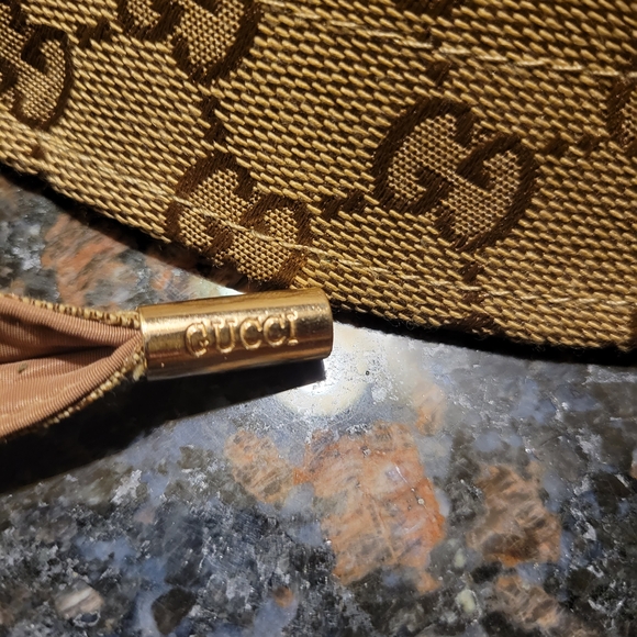 Gucci Tan Bucket Hat - Picture 4 of 11